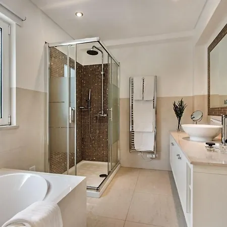 Vale Do Garrao Sleeps 8 With Pool Air Con And Wifi *