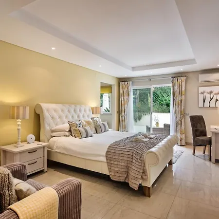 Vale Do Garrao Sleeps 8 With Pool Air Con And Wifi Villa